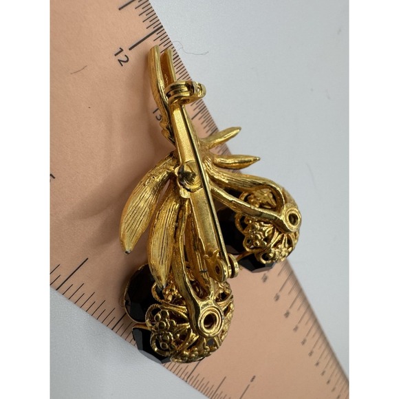 Vintage Black Crystal Gold Tone Flower Bouquet Brooch - Picture 11 of 11